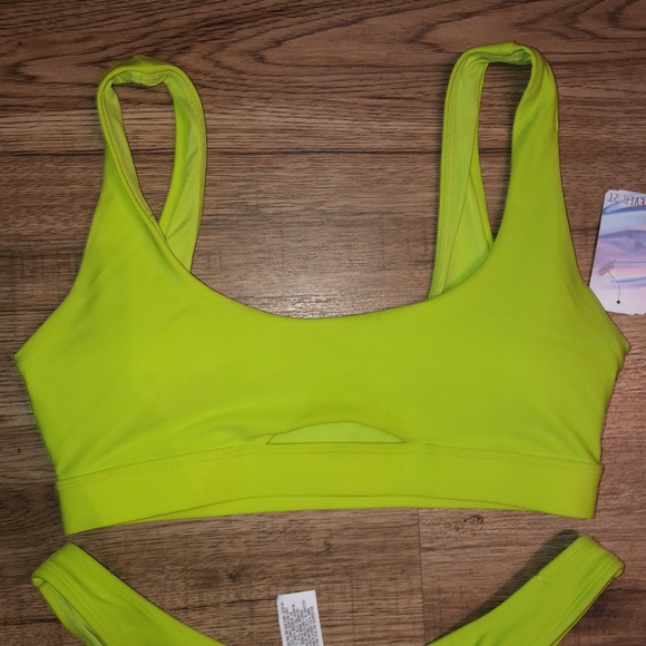 NEW!! F21 Lime Green Cutout Bikini 👙 Top and Bottoms - Picture 7 of 9